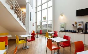 Hôtel F1 Reims Tinqueux rénové